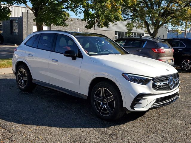 2024 Mercedes-Benz GLC 300