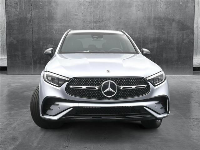 2024 Mercedes-Benz GLC 300