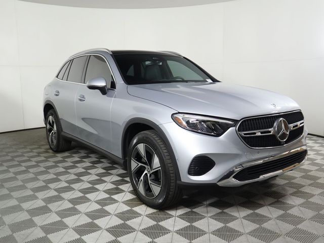 2024 Mercedes-Benz GLC 300