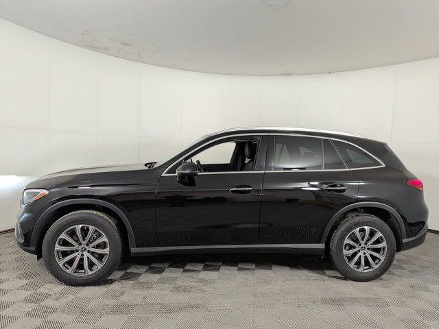 2024 Mercedes-Benz GLC 300