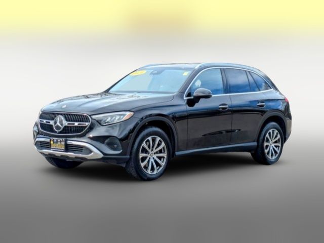 2024 Mercedes-Benz GLC 300