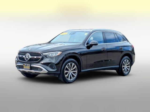 2024 Mercedes-Benz GLC 300