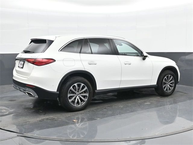 2024 Mercedes-Benz GLC 300