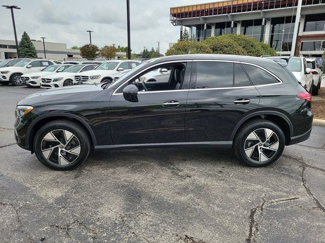 2024 Mercedes-Benz GLC 300