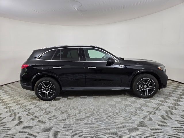 2024 Mercedes-Benz GLC 300