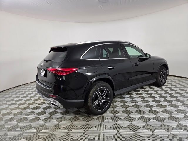 2024 Mercedes-Benz GLC 300