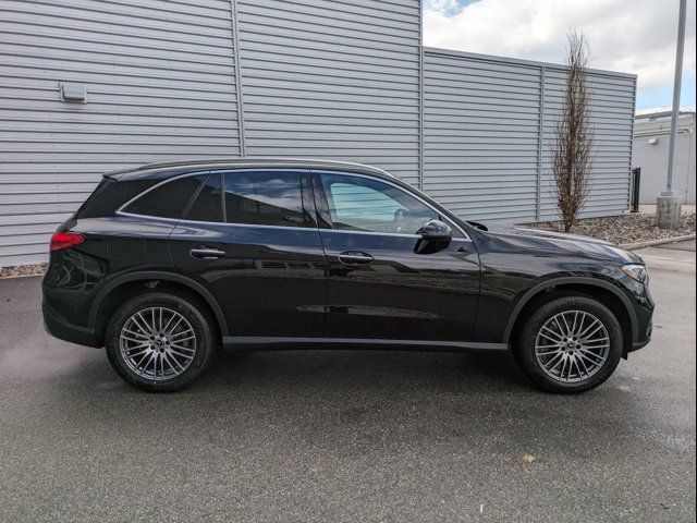 2024 Mercedes-Benz GLC 300