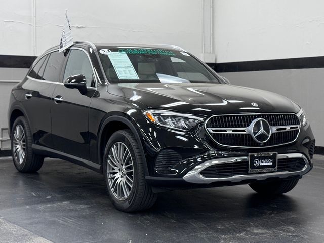 2024 Mercedes-Benz GLC 300