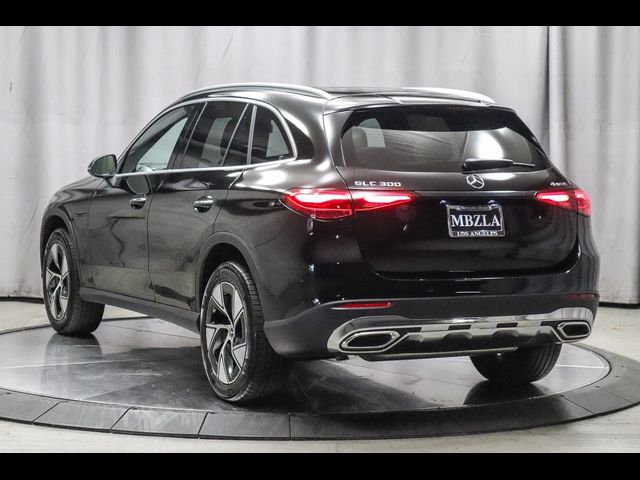 2024 Mercedes-Benz GLC 300