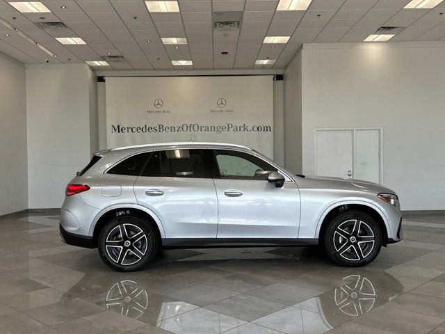 2024 Mercedes-Benz GLC 300