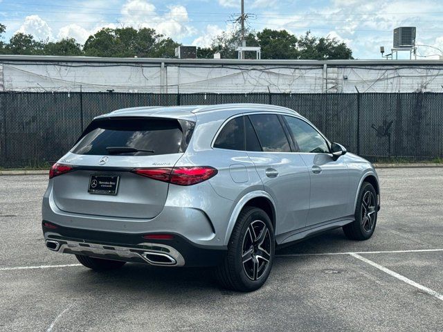 2024 Mercedes-Benz GLC 300