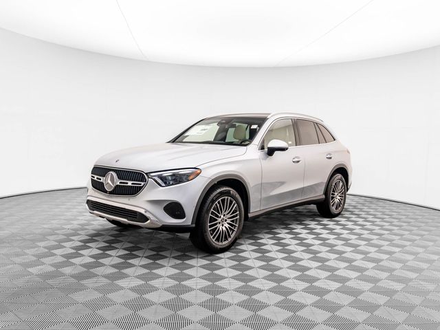 2024 Mercedes-Benz GLC 300