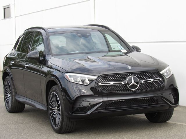 2024 Mercedes-Benz GLC 300