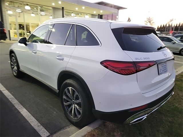 2024 Mercedes-Benz GLC 300