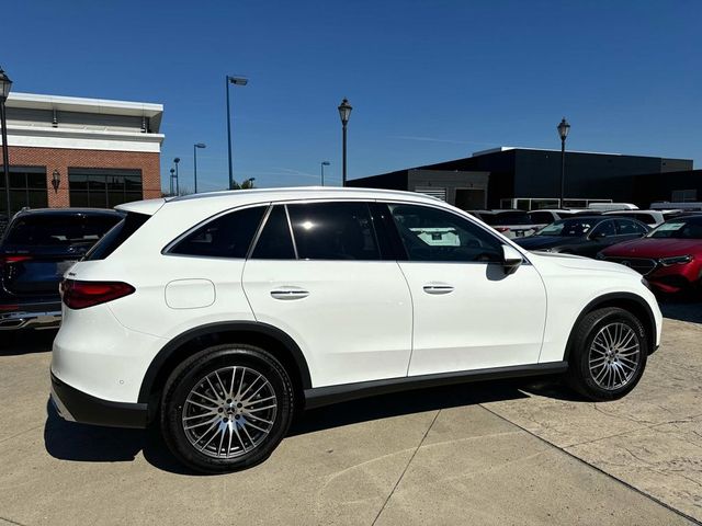 2024 Mercedes-Benz GLC 300