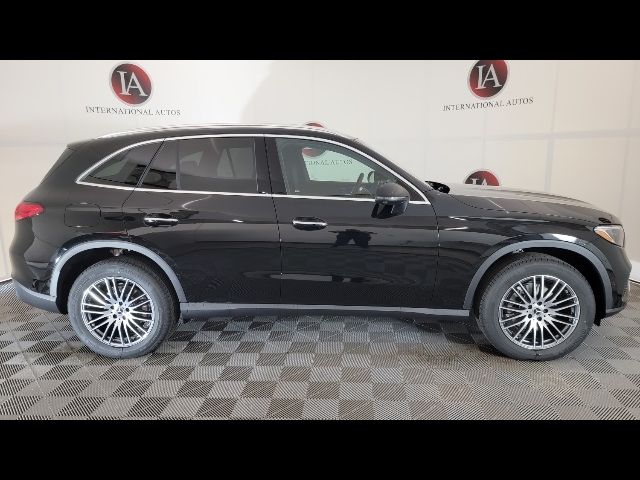 2024 Mercedes-Benz GLC 300