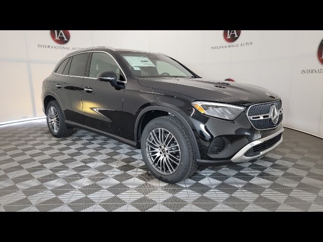 2024 Mercedes-Benz GLC 300