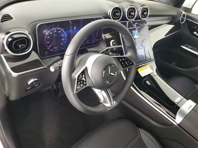 2024 Mercedes-Benz GLC 300