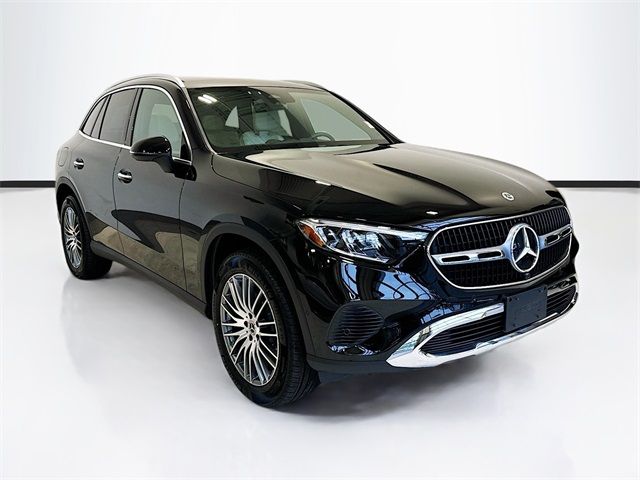 2024 Mercedes-Benz GLC 300