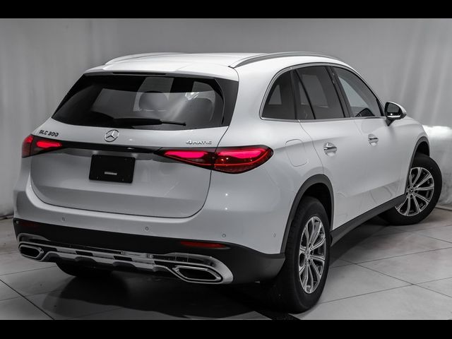 2024 Mercedes-Benz GLC 300