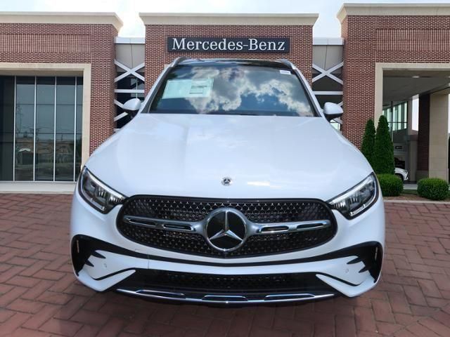 2024 Mercedes-Benz GLC 300