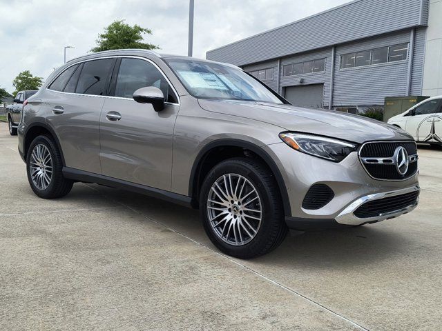 2024 Mercedes-Benz GLC 300