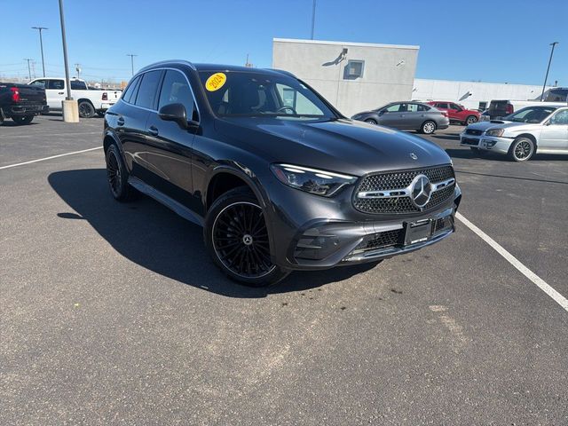2024 Mercedes-Benz GLC 300