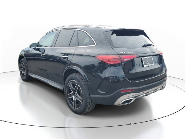 2024 Mercedes-Benz GLC 300