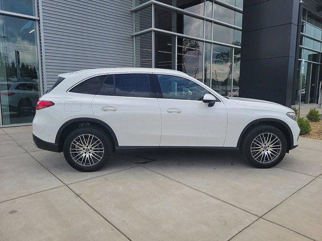 2024 Mercedes-Benz GLC 300