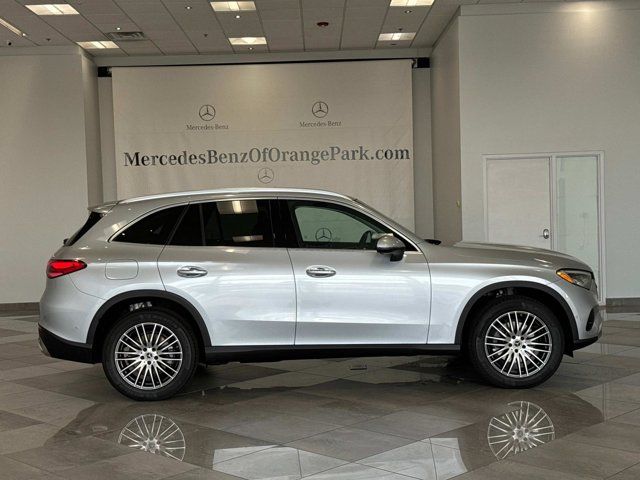 2024 Mercedes-Benz GLC 300