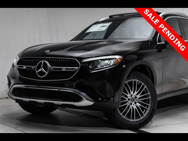 2024 Mercedes-Benz GLC 300