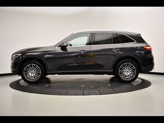 2024 Mercedes-Benz GLC 300