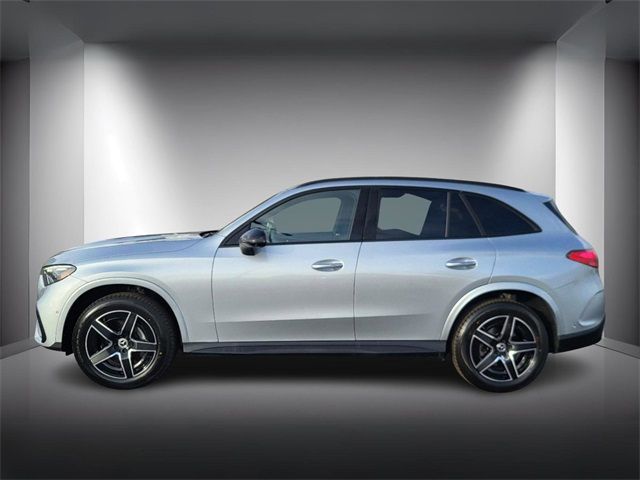 2024 Mercedes-Benz GLC 300