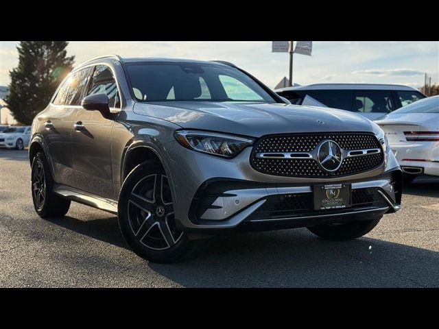 2024 Mercedes-Benz GLC 300