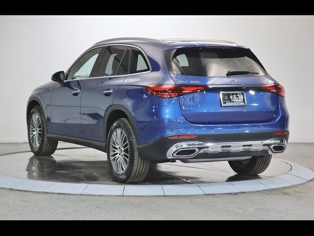 2024 Mercedes-Benz GLC 300