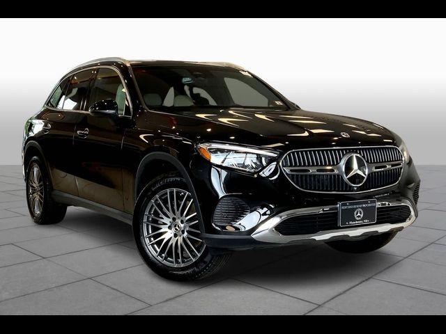 2024 Mercedes-Benz GLC 300