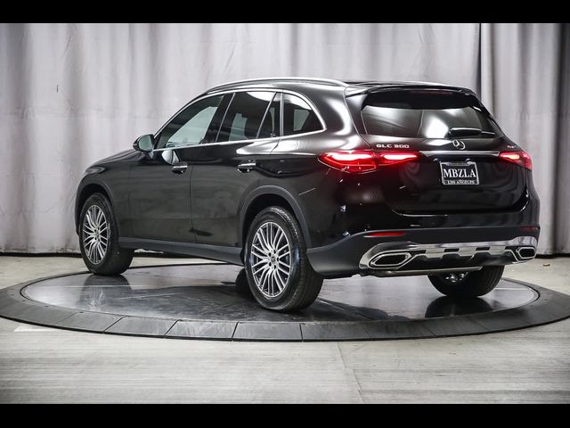 2024 Mercedes-Benz GLC 300