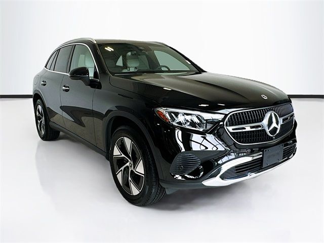 2024 Mercedes-Benz GLC 300