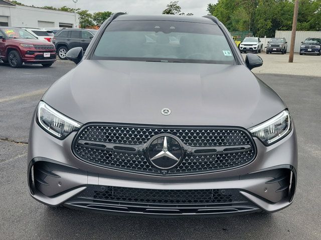 2024 Mercedes-Benz GLC 300