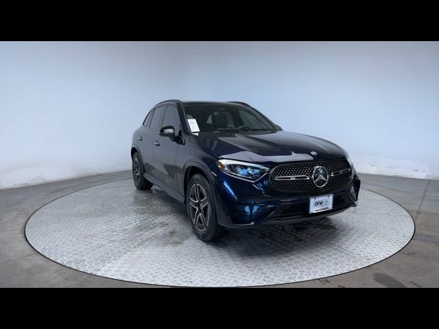 2024 Mercedes-Benz GLC 300