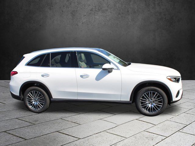 2024 Mercedes-Benz GLC 300