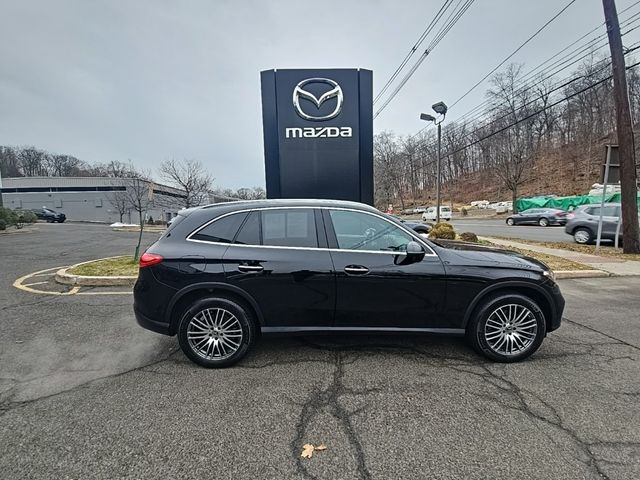 2024 Mercedes-Benz GLC 300