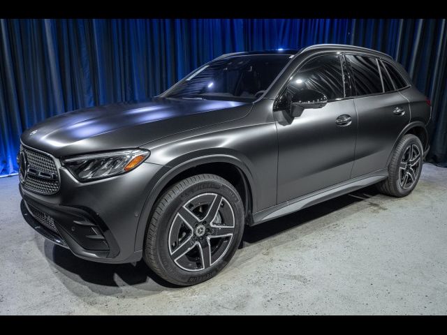 2024 Mercedes-Benz GLC 300