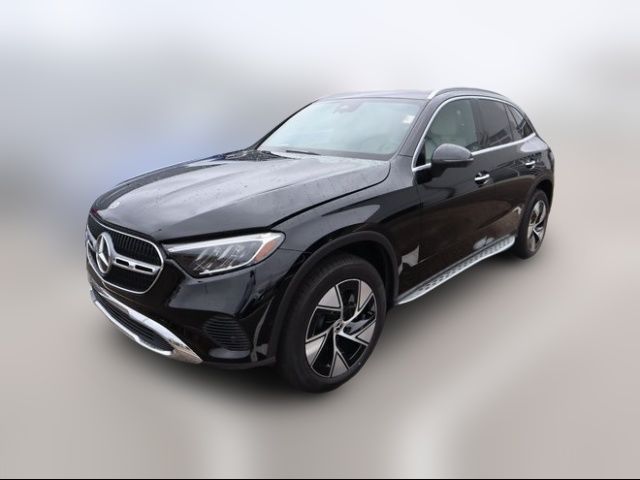 2024 Mercedes-Benz GLC 300