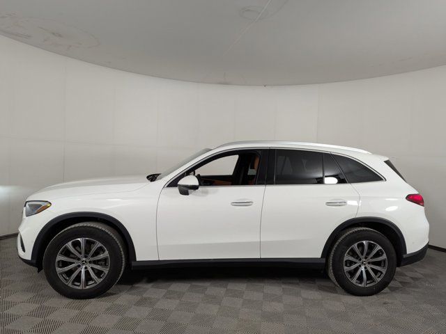 2024 Mercedes-Benz GLC 300