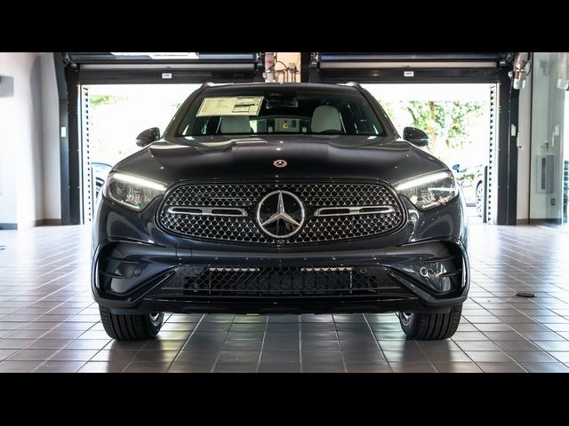 2024 Mercedes-Benz GLC 300