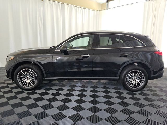 2024 Mercedes-Benz GLC 300