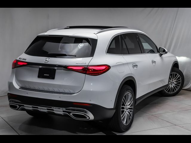 2024 Mercedes-Benz GLC 300