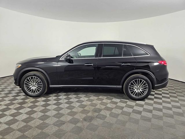 2024 Mercedes-Benz GLC 300