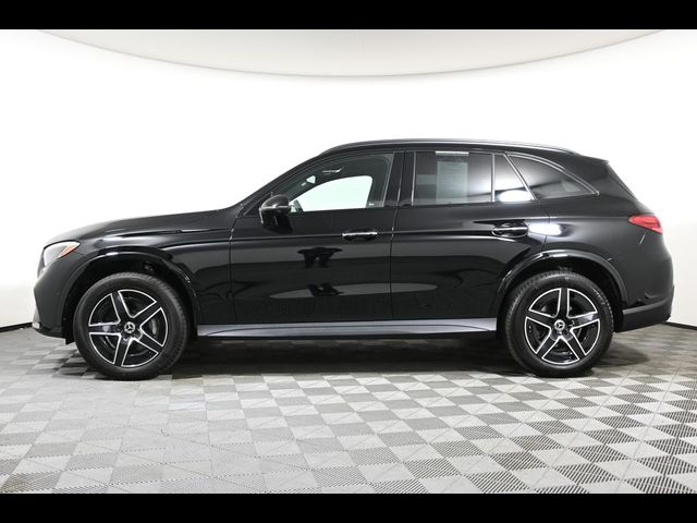 2024 Mercedes-Benz GLC 300